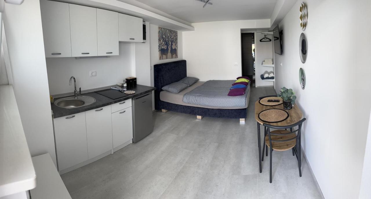 Abby Apartment โคเปร์ ภายนอก รูปภาพ